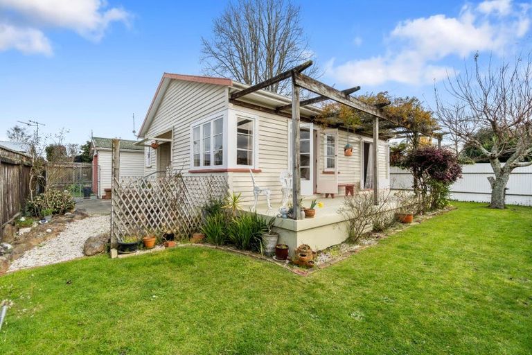 Photo of property in 46 Queen Street, Cambridge, 3434