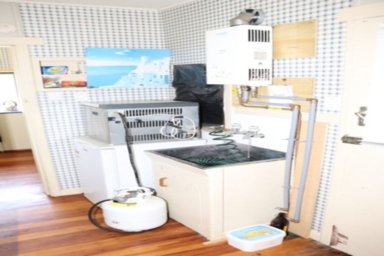 Photo of property in 38 Surrey Street, Orepuki, Riverton, 9881