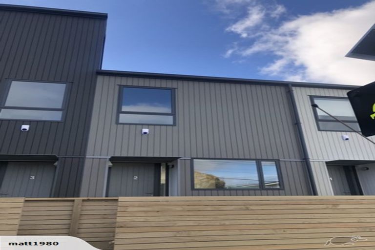 Photo of property in 2/124 Britomart Street, Berhampore, Wellington, 6023