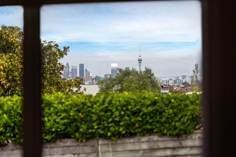 Photo of property in 36a Onepoto Road, Hauraki, Auckland, 0622