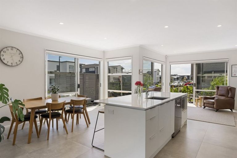 Photo of property in 9 Harewood Street, Whenuapai, Auckland, 0618