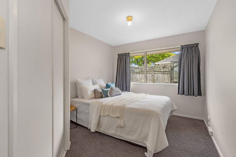 Photo of property in 2/86 Brookside Terrace, Bryndwr, Christchurch, 8053