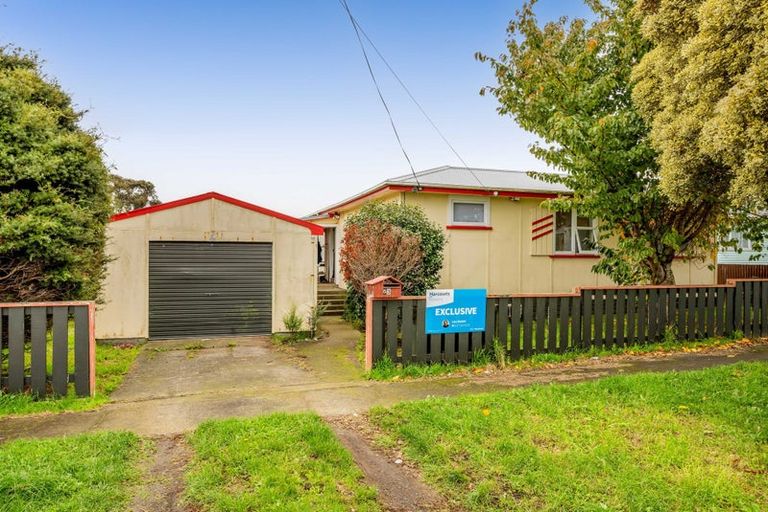 Photo of property in 53 Kapuni Street, Manaia, 4612
