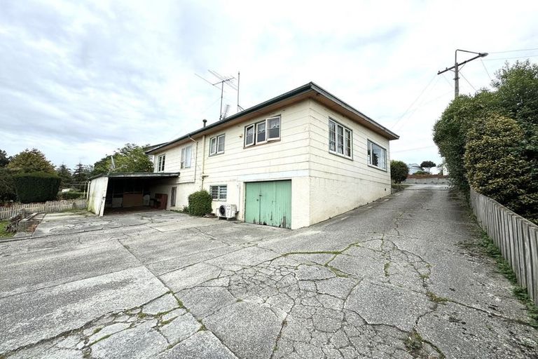 Photo of property in 215 Clyde Street, Balclutha, 9230