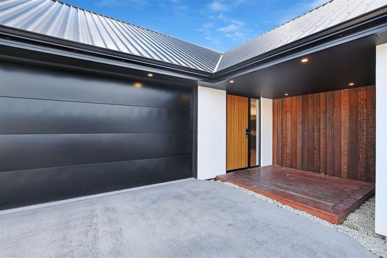 Photo of property in 5 Kelburn Place, Tinwald, Ashburton, 7700