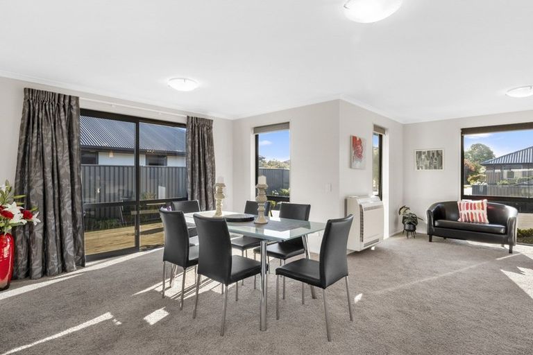 Photo of property in 11 Copperfield Close, Mosgiel, 9024