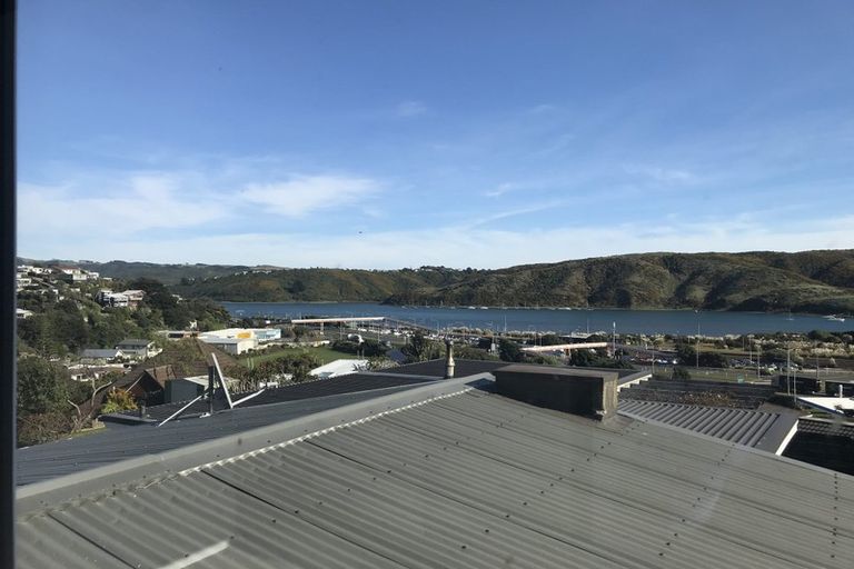 Photo of property in 6 Kiriwai Road, Paremata, Porirua, 5024