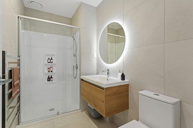 Photo of property in 2/33 Nugget Avenue, Hobsonville, Auckland, 0616