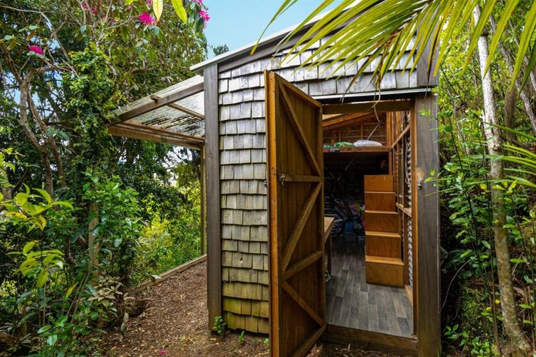 Photo of property in 160 Opanuku Road, Henderson Valley, Auckland, 0612