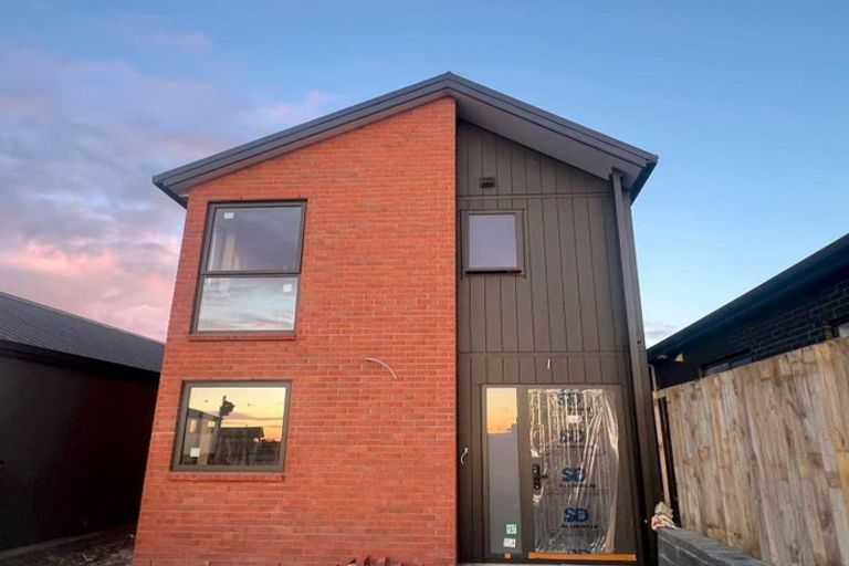 Photo of property in 23 Puhikawa Street, Massey, 0614