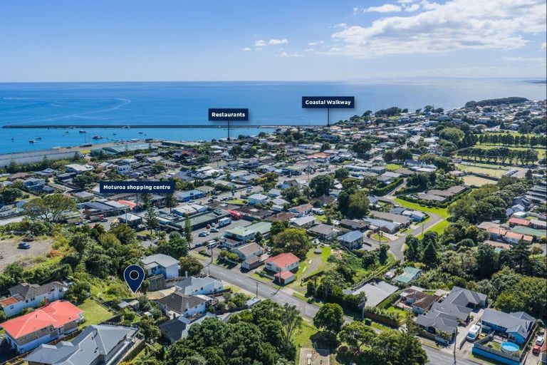 Photo of property in 12b Lawry Street, Moturoa, New Plymouth, 4310