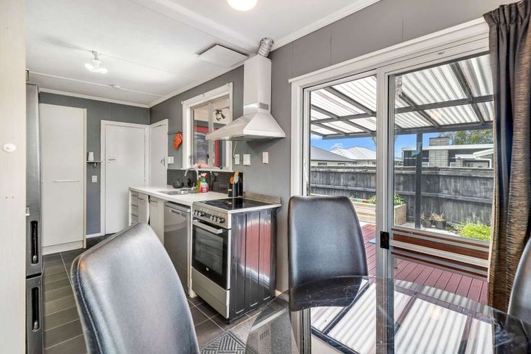 Photo of property in 23 Leeds Street, Milson, Palmerston North, 4414