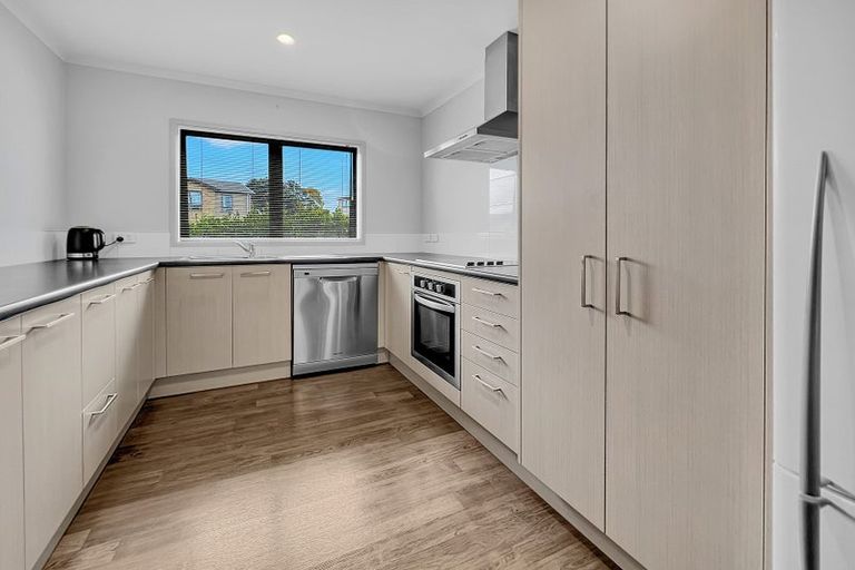 Photo of property in 71 Kaimoana Street, Weymouth, Auckland, 2103