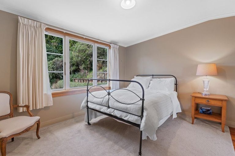 Photo of property in 1 Howard Street, Macandrew Bay, Dunedin, 9014