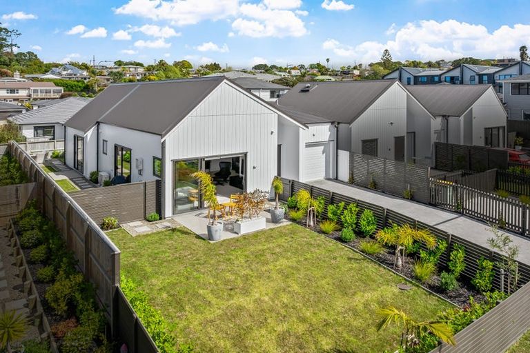 Photo of property in 33 Cambie Avenue, Red Beach, 0932