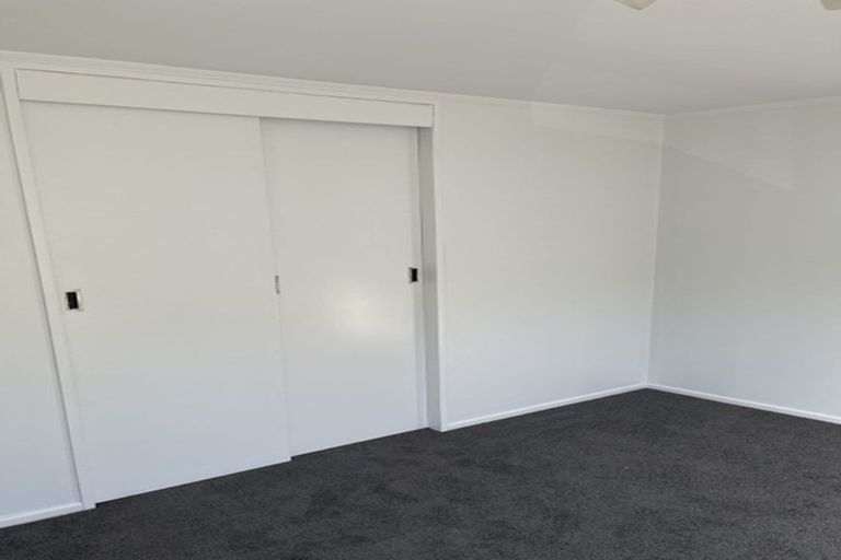 Photo of property in 6 Churton Drive, Churton Park, Wellington, 6037