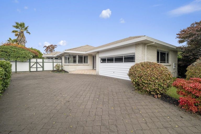 Photo of property in 17 Warwick Drive, Lynmore, Rotorua, 3010