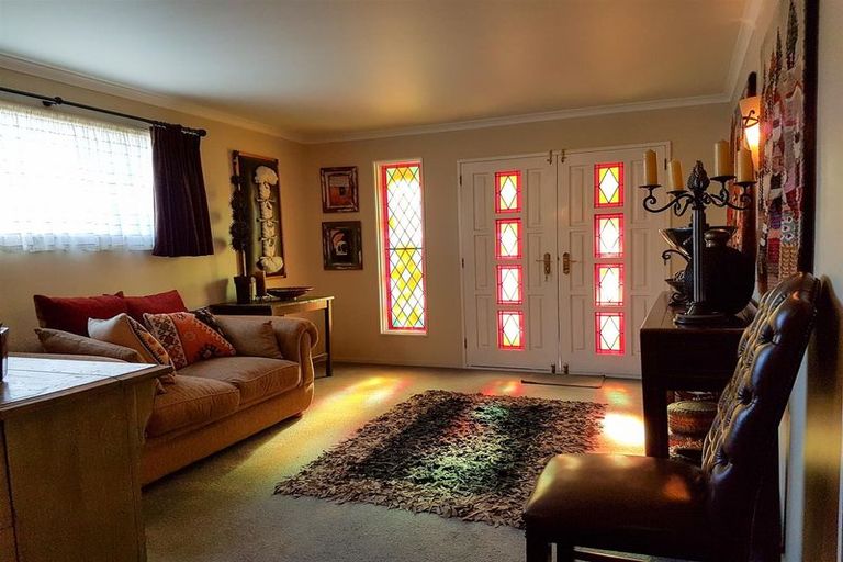 Photo of property in 35 Murray Place, Lake Tekapo, 7999