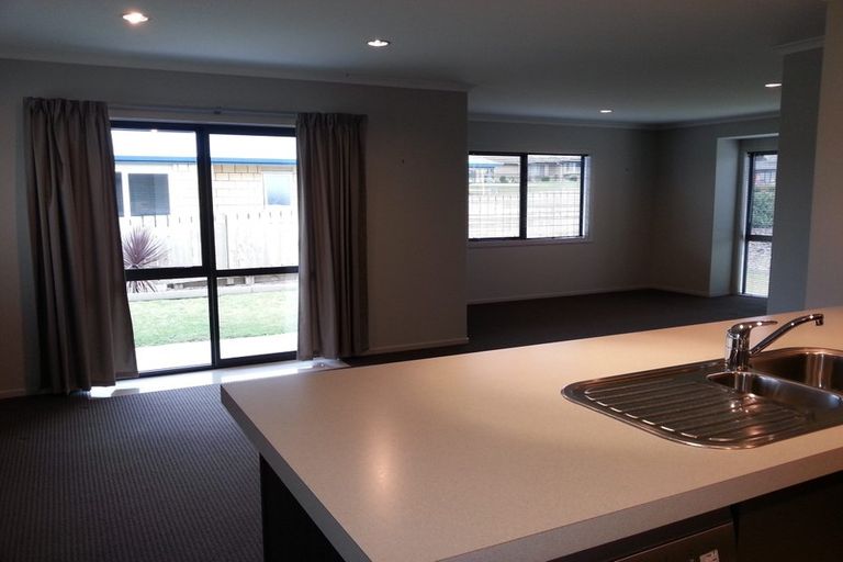 Photo of property in 4 Fairfax Crescent, Pyes Pa, Tauranga, 3112