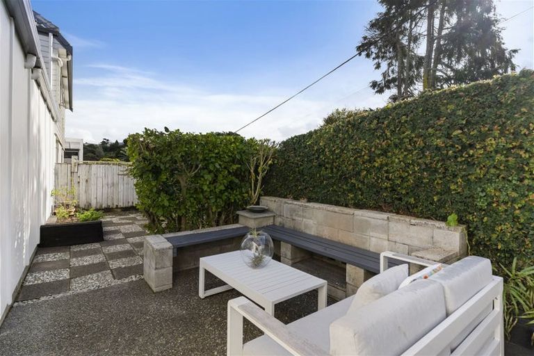 Photo of property in 22b Church Street, Northcote Point, Auckland, 0627