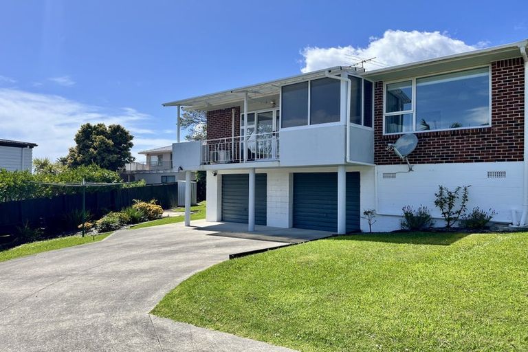 Photo of property in 3/35 Rangitoto Terrace, Milford, Auckland, 0620