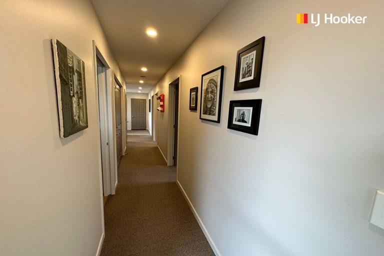 Photo of property in 58 Eglinton Road, The Glen, Dunedin, 9011