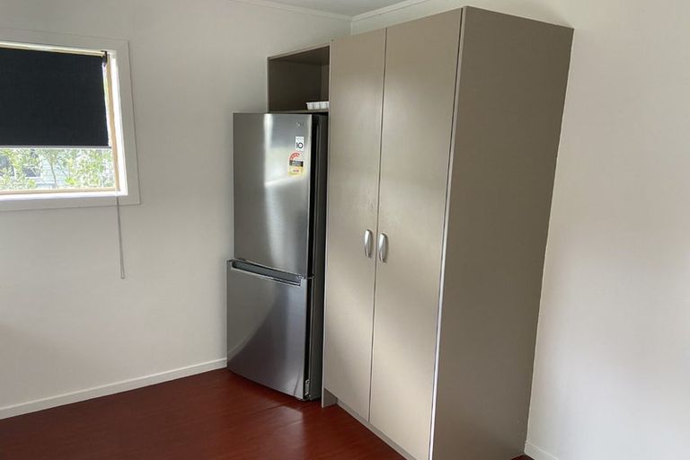 Photo of property in 38b Amorino Drive, Red Beach, 0932