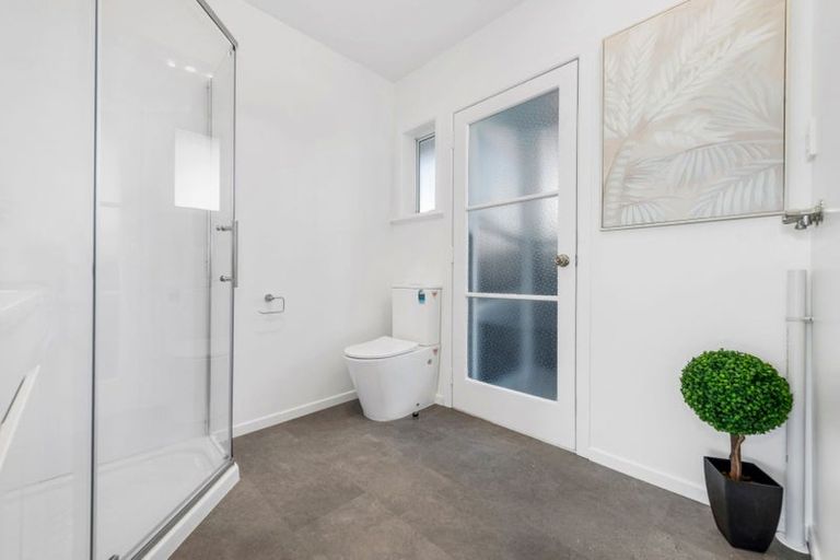 Photo of property in 2/45 Denbigh Avenue, Mount Roskill, Auckland, 1041