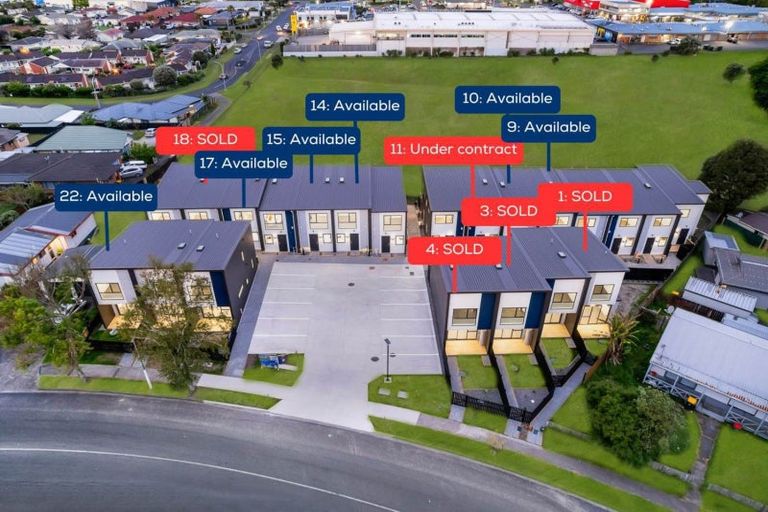Photo of property in 14/17 Barneys Farm Road, Clendon Park, Auckland, 2103