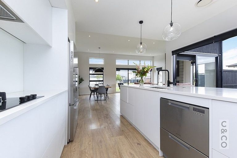 Photo of property in 19 Orchard Terrace, Riverhead, 0820