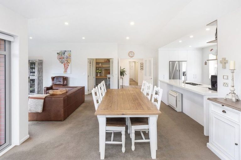 Photo of property in 21 Mistral Road, Northwood, Christchurch, 8051