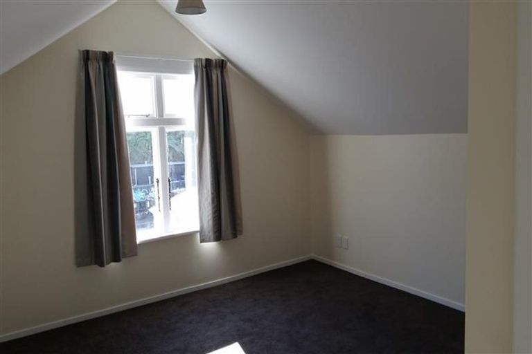 Photo of property in 3 Alameda Terrace, Aro Valley, Wellington, 6021