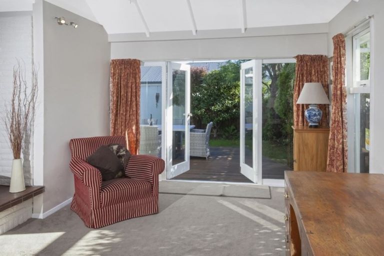 Photo of property in 2/51 Cavendish Road, Casebrook, Christchurch, 8051