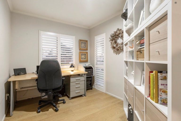 Photo of property in 81 Katerini Grove, Papamoa Beach, Papamoa, 3118