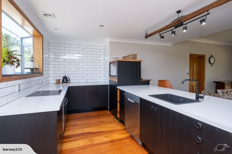 Photo of property in 28 Bridger Place, Eltham, 4322