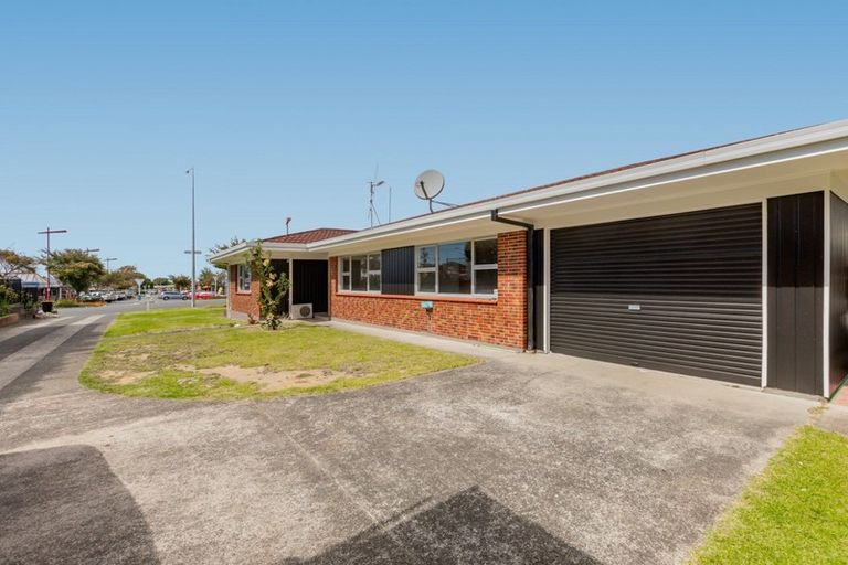 Photo of property in 476 Otumoetai Road, Otumoetai, Tauranga, 3110