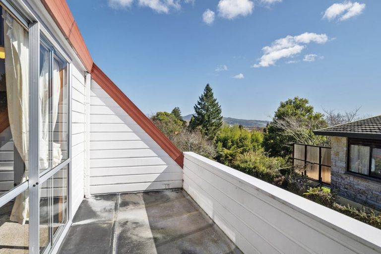 Photo of property in 14 Walford Drive, Lynmore, Rotorua, 3010