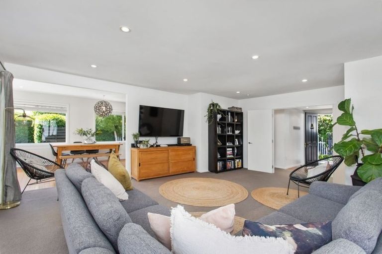 Photo of property in 21 Braithwaite Street, Ilam, Christchurch, 8041