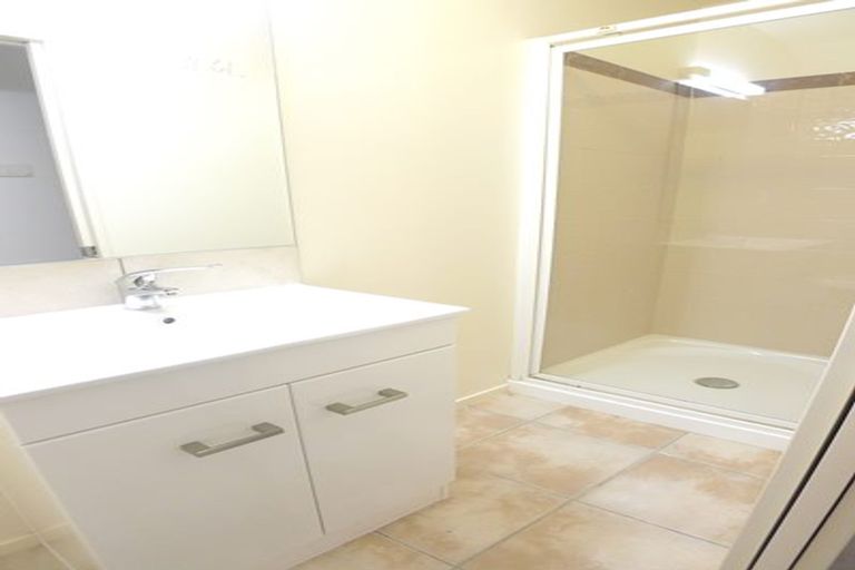 Photo of property in 145 Hobsonville Point Road, Hobsonville, Auckland, 0616