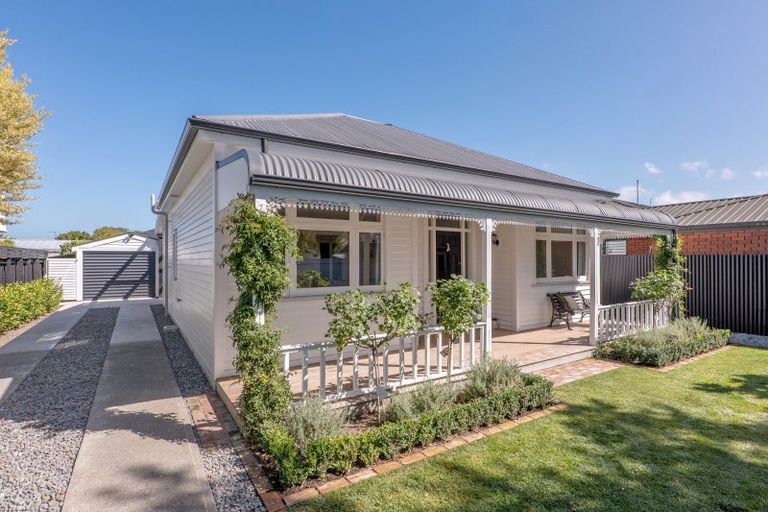 Photo of property in 5 Ayers Street, Rangiora, 7400