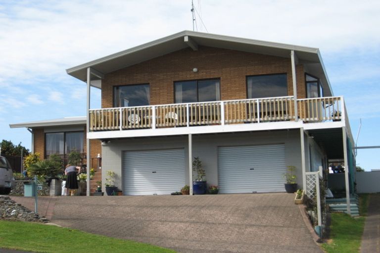 Photo of property in 33 Corinna Street, Welcome Bay, Tauranga, 3112