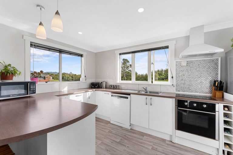 Photo of property in 4 Denbigh Road, Midhirst, Stratford, 4394