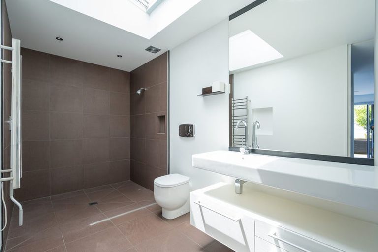 Photo of property in 154 Moana Avenue, Moana, Nelson, 7011