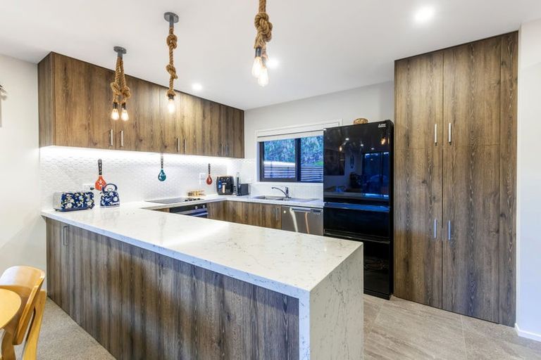 Photo of property in 25 Holystone Road, Whitby, Porirua, 5024