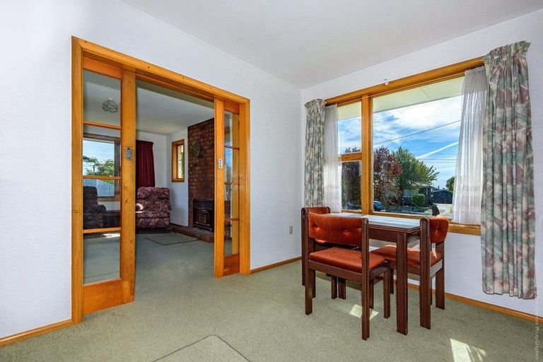 Photo of property in 19 Ashgrove Street, Rangiora, 7400