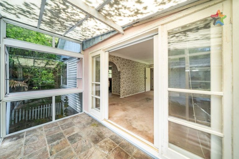 Photo of property in 76 Raukawa Street, Stokes Valley, Lower Hutt, 5019