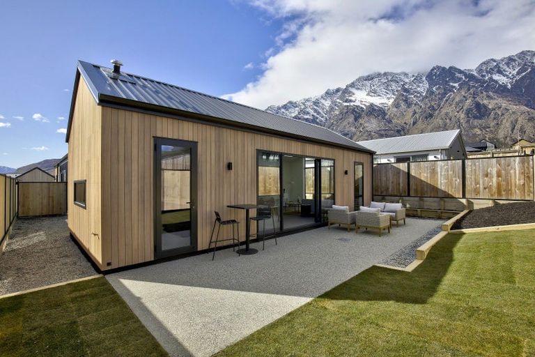 Photo of property in 57 Shepherd Road, Jacks Point, Queenstown, 9371