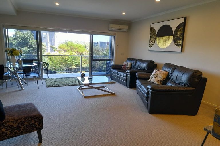 Photo of property in The Strand, 3/16 Ronald Street, Strandon, New Plymouth, 4312