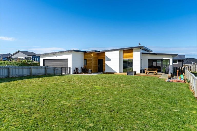 Photo of property in 2 Monterey Drive, Balclutha, 9230