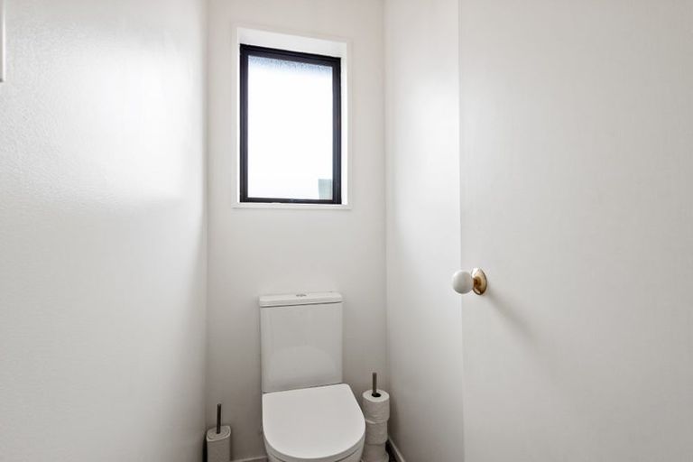 Photo of property in 156 Pine Avenue, South New Brighton, Christchurch, 8062